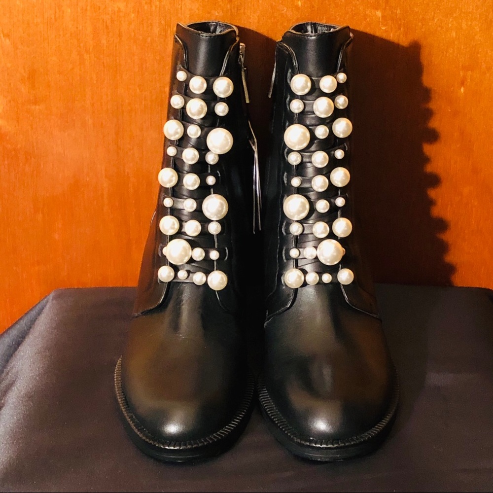 🤩🤩BNWT Zara Faux Pearl Moto Boots🤩🤩 - Picture 4 of 6